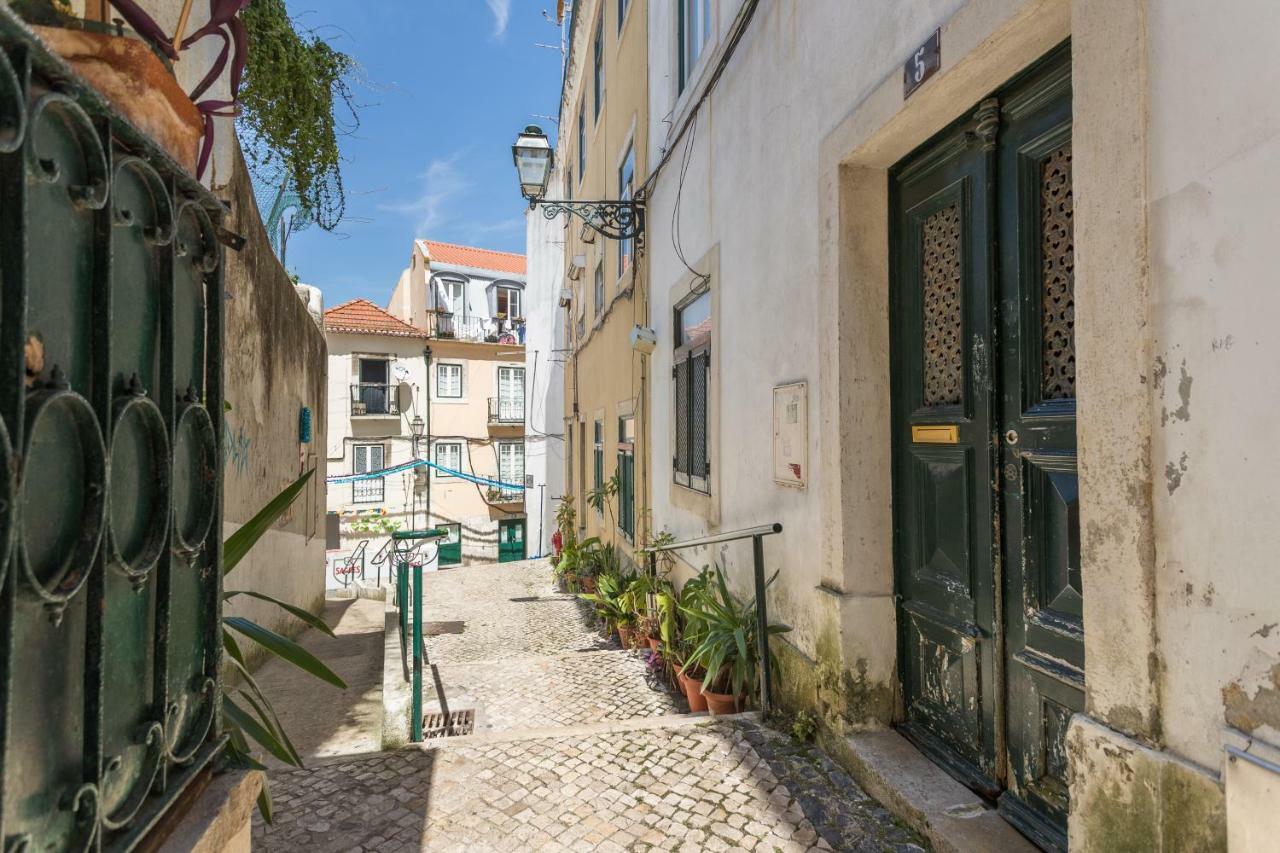 Apartment Alfama Vintage W/ Riverview - By Lu Holidays Lisbon